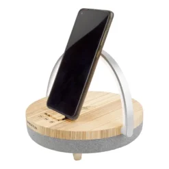 Gift Campaign Altoparlante Prixton da 10W con luce LED e base di ricarica wireless></noscript> Casse Personalizzate