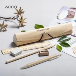 Gift Campaign Astuccio in legno con chiusura a fascia elastica con 5 accessori Wood></noscript> Astucci