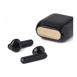 Gift Campaign Auricolari presentati in astuccio coordinato con caricatore USB-C></noscript> Auricolari Personalizzati