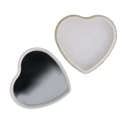 Gift Campaign Balsamo labbra in scatolina di metallo a forma di cuore></noscript> Burrocacao