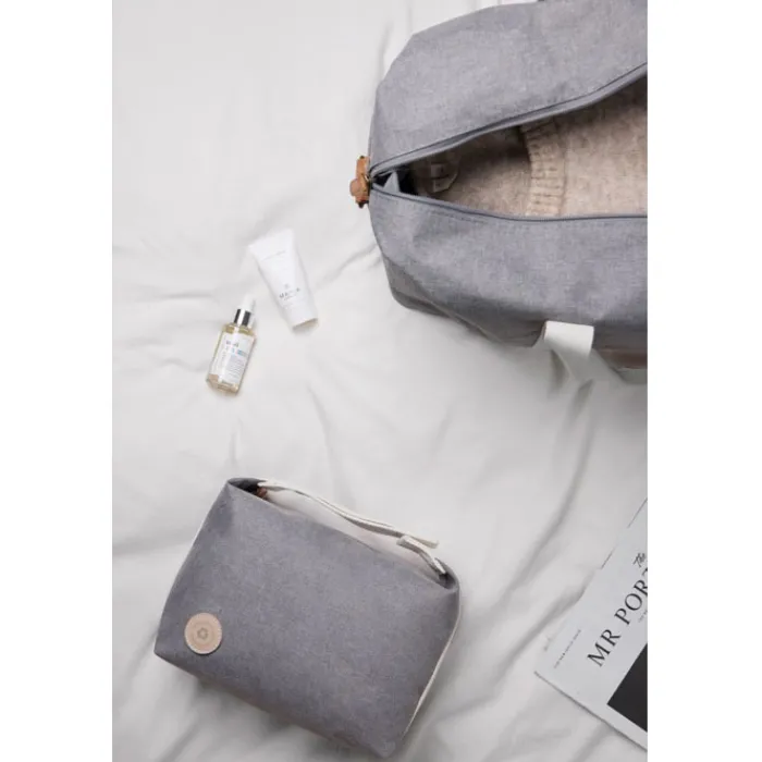 Gift Campaign Beauty case in poliestere riciclato con tasca interna e manico> Beauty Case Personalizzati