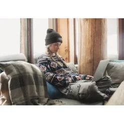 Gift Campaign Berretto unisex in poliestere rPET con toppa per personalizzazione></noscript> Berretti Invernali