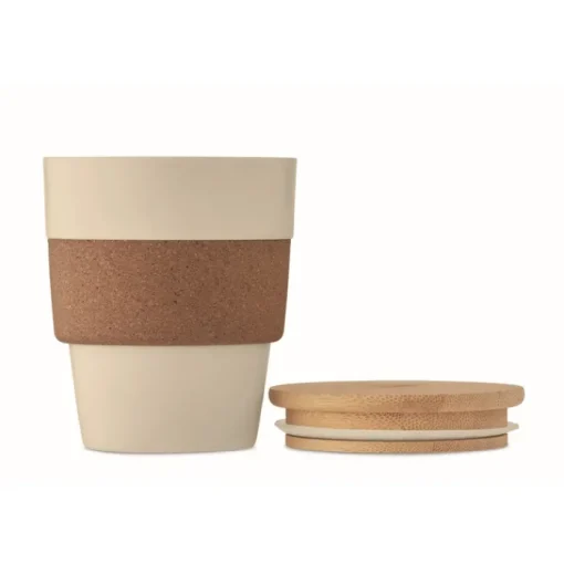 Gift Campaign Bicchiere in PP riciclato con fascia in sughero e tappo in bambù 300 ml> Bicchieri Take Away