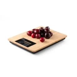 Gift Campaign Bilancia da cucina digitale fino a 5 kg con finitura in legno Bake></noscript> Altri Utensili Da Cucina