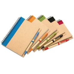 Gift Campaign Block notes personalizzato B6 pagine bianche penna refil blu EcoColors></noscript> Gadget Ecologici|Taccuini Con Penna