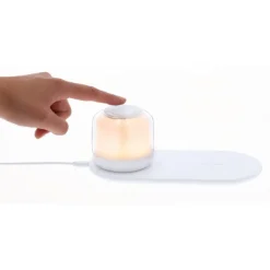 Gift Campaign Caricatore wireless 15W con lampada 12 LED a luce bianca e multicolore><noscript><img width=