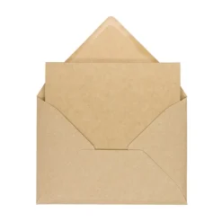 Gift Campaign Cartolina natalizia con decorazione a forma di pallina e semi di pino><noscript><img width=