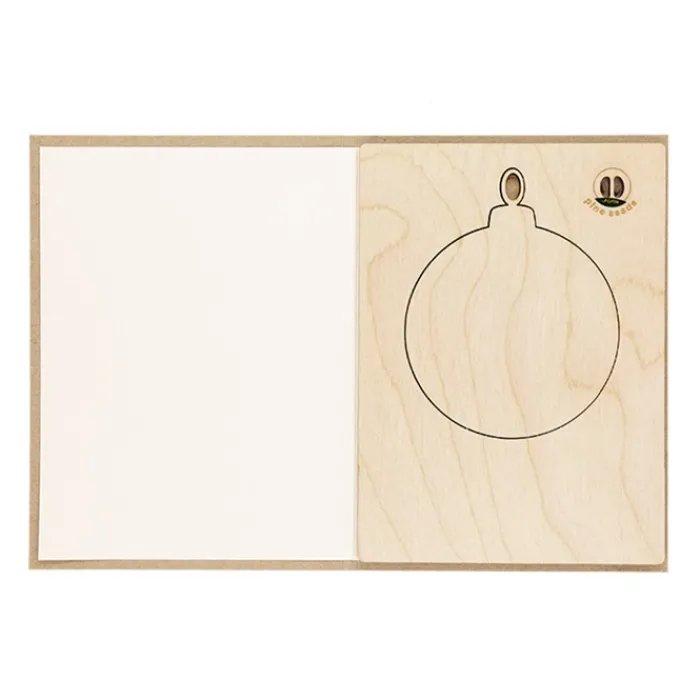 Gift Campaign Cartolina natalizia con decorazione a forma di pallina e semi di pino> Gadget Natalizi