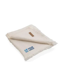 Gift Campaign Coperta personalizzata ecologica con frange ai bordi Ukiyo></noscript> Coperte