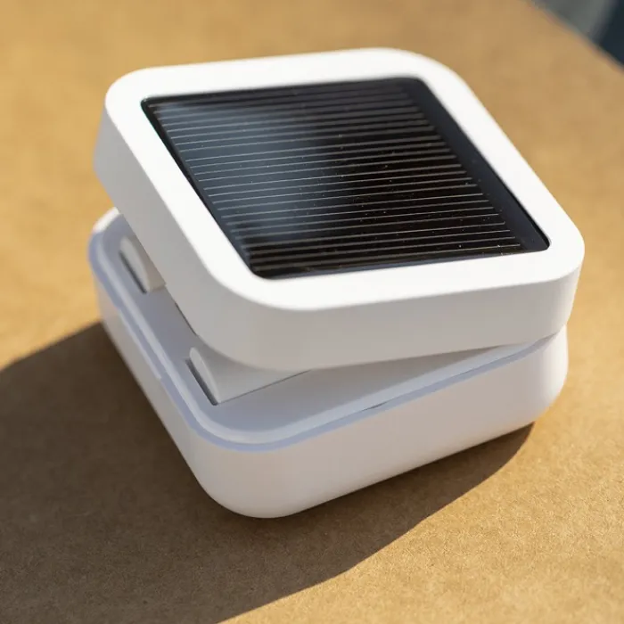 Gift Campaign Cuffiette bluetooth in custodia con pannello solare Solar Charging> Auricolari Personalizzati