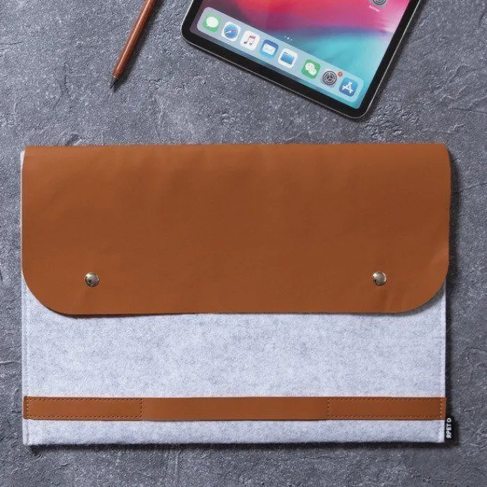 Gift Campaign Custodia per laptop in feltro RPET con patta in similpelle 14''> Custodie Per Pc