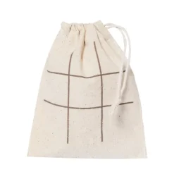 Gift Campaign Gioco del tris con pedine natalizie in sughero in sacchetto di cotone></noscript> Gadget Natalizi