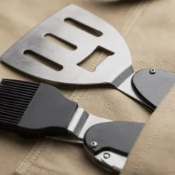 Gift Campaign Grembiule in cotton canvas con vari taschini da 340 g/m2><noscript><img width=