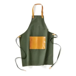 Gift Campaign Grembiule in tela stonewashed con dettagli in pelle vegana Rustic><noscript><img width=