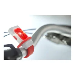Gift Campaign Luce LED per bicicletta con cinturino in silicone per il fissaggio></noscript> Gadget Per Bicicletta