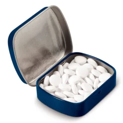 Gift Campaign Mentine in scatolina di metallo disponibile in 8 differenti colori 23g></noscript> Mentine E Gomme Da Masticare
