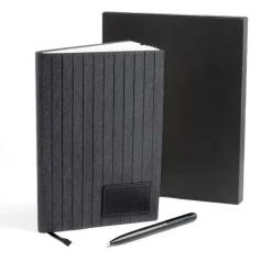 Gift Campaign Portablocco in similpelle con penna in metallo A5 fogli lisci></noscript> Quaderni A5