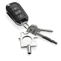 Gift Campaign Portachiavi con chiave di sfiato gettone e apribottiglie in zinco RCS></noscript> Portachiavi In Metallo