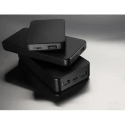 Gift Campaign Power bank in plastica riciclata con due porte da 5.000 mAh></noscript> Power Bank Personalizzati