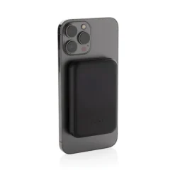Gift Campaign Power bank wireless magnetica in plastica riciclata 5.000 mAh></noscript> Power Bank Personalizzati
