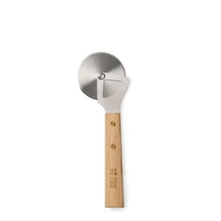 Gift Campaign Rotella tagliapizza in acciaio inox con manico in legno><noscript><img width=