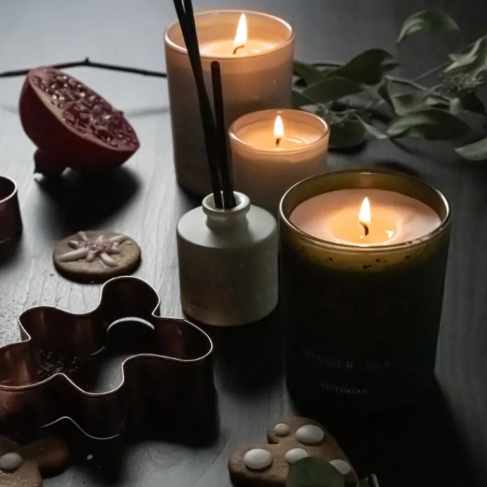 Gift Campaign Scatola regalo con candela e diffusore con aroma di zenzero Victorian> Candele