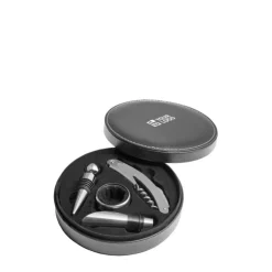 Gift Campaign Set da vino in cofanetto circolare con 4 accessori in acciaio inox></noscript> Gadget Per Vino|Cavatappi Personalizzati