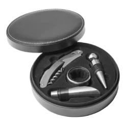 Gift Campaign Set da vino in cofanetto circolare con 4 accessori in acciaio inox></noscript> Gadget Per Vino|Cavatappi Personalizzati