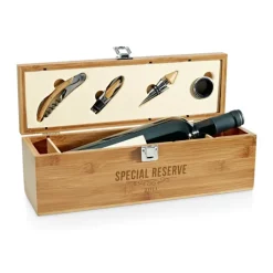 Gift Campaign Set da vino presentato in elegante scatola di bambù e metallo><noscript><img width=