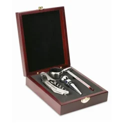 Gift Campaign Set da vino serigrafato con cofanetto di legno e 4 accessori Merlot><noscript><img width=
