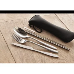 Gift Campaign Set di posate con logo in acciaio inox in un sacchetto di neoprene nero></noscript> Altri Utensili Da Cucina