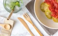 Gift Campaign Set di posate e cannuccia realizzate in bambù con spazzolino Natura></noscript> Altri Utensili Da Cucina