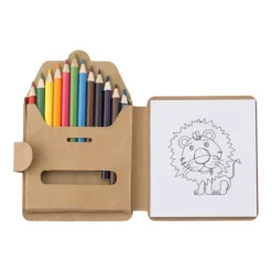 Gift Campaign Set per bambini con 12 disegni da colorare e 12 matite colorate></noscript> Matite Colorate