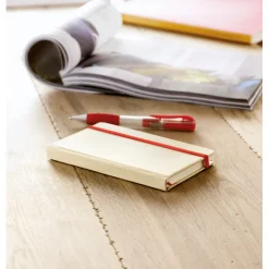 Gift Campaign Taccuini pubblictari A6 con elastico pagine neutre segnalibro EcoNote></noscript> Gadget Ecologici|Taccuini Ecologici