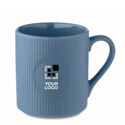 Gift Campaign Tazza in ceramica con superficie a coste e finitura opaca 340ml></noscript> Tazze Mug