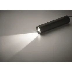 Gift Campaign Torcia ricaricabile con 3 livelli di luce e funzione zoom da 110 lumen></noscript> Torce