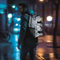 Gift Campaign Zaini sportivi personalizzati riflettente con cordino e tasca per pc></noscript> Zaini Sportivi