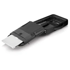 Gift Campaign Zaino antitaccheggio in rPET che si trasforma in valigetta per PC 16''><noscript><img width=