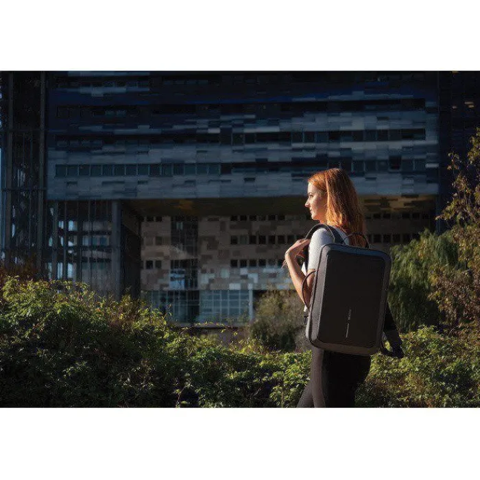 Gift Campaign Zaino antitaccheggio in rPET che si trasforma in valigetta per PC 16''> Zaini Porta Pc