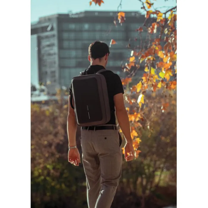 Gift Campaign Zaino antitaccheggio in rPET che si trasforma in valigetta per PC 16''> Zaini Porta Pc