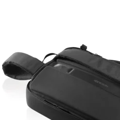 Gift Campaign Zaino antitaccheggio in rPET che si trasforma in valigetta per PC 16''><noscript><img width=