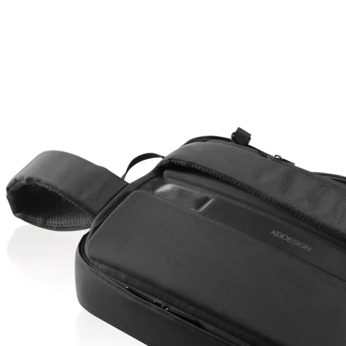 Gift Campaign Zaino antitaccheggio in rPET che si trasforma in valigetta per PC 16''> Zaini Porta Pc