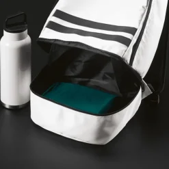 Gift Campaign Zaino da 25 litri in rPET con strisce riflettenti e tasca per scarpe><noscript><img width=