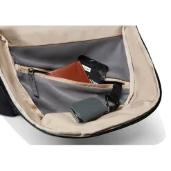 Gift Campaign Zaino in RPET con capacità 20L per laptop 16'' Bellroy> Zaini Porta Pc