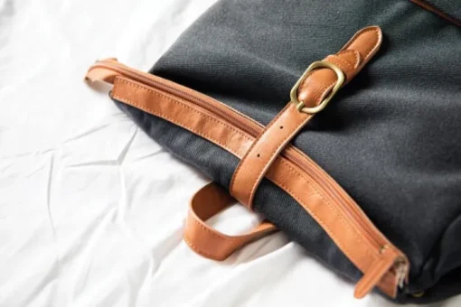 Gift Campaign Zaino personalizzato riciclato tasche imbottite e porta pc EcoStylish> Gadget Ecologici|Zaini Porta Pc