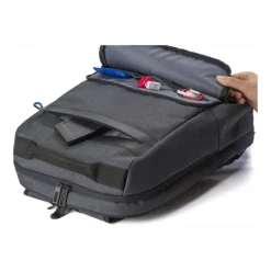 Gift Campaign Zaino porta pc da 15'' personalizzato con tasca posteriore antifurto></noscript> Zaini Porta Pc