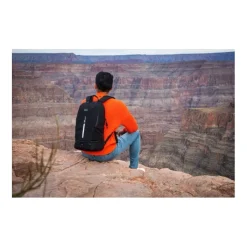 Gift Campaign Zaino promozionale in RPET per laptop con interno isotermico 15.6''><noscript><img width=